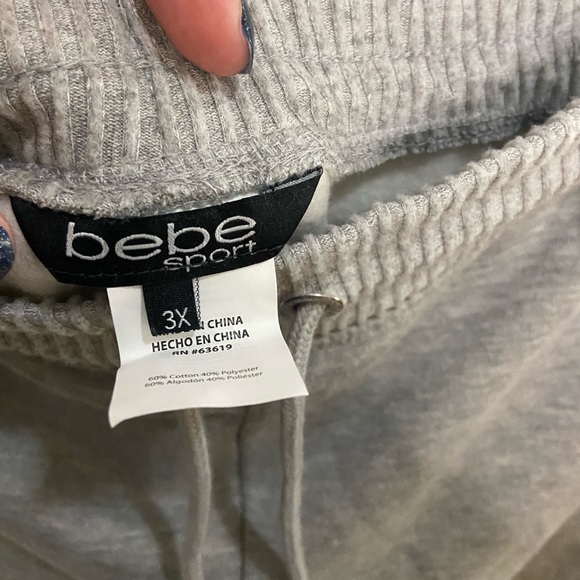 BEBE sport NWT grey joggers 3X w/ ribbed insert side panels and embroidered logo - Picture 5 of 11